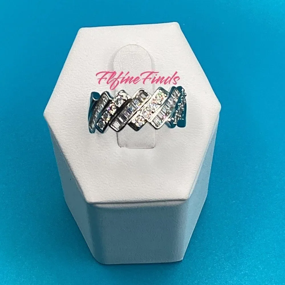 💖💎Stunning Sterling Silver Baguette and Round Diamond Eternity Band Ring💖💎 - Picture 4 of 14